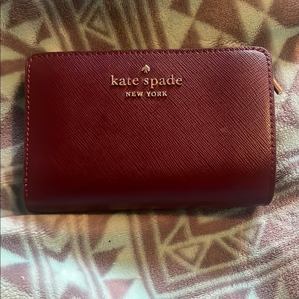 Kate Spade Burgundy Wallet Like New